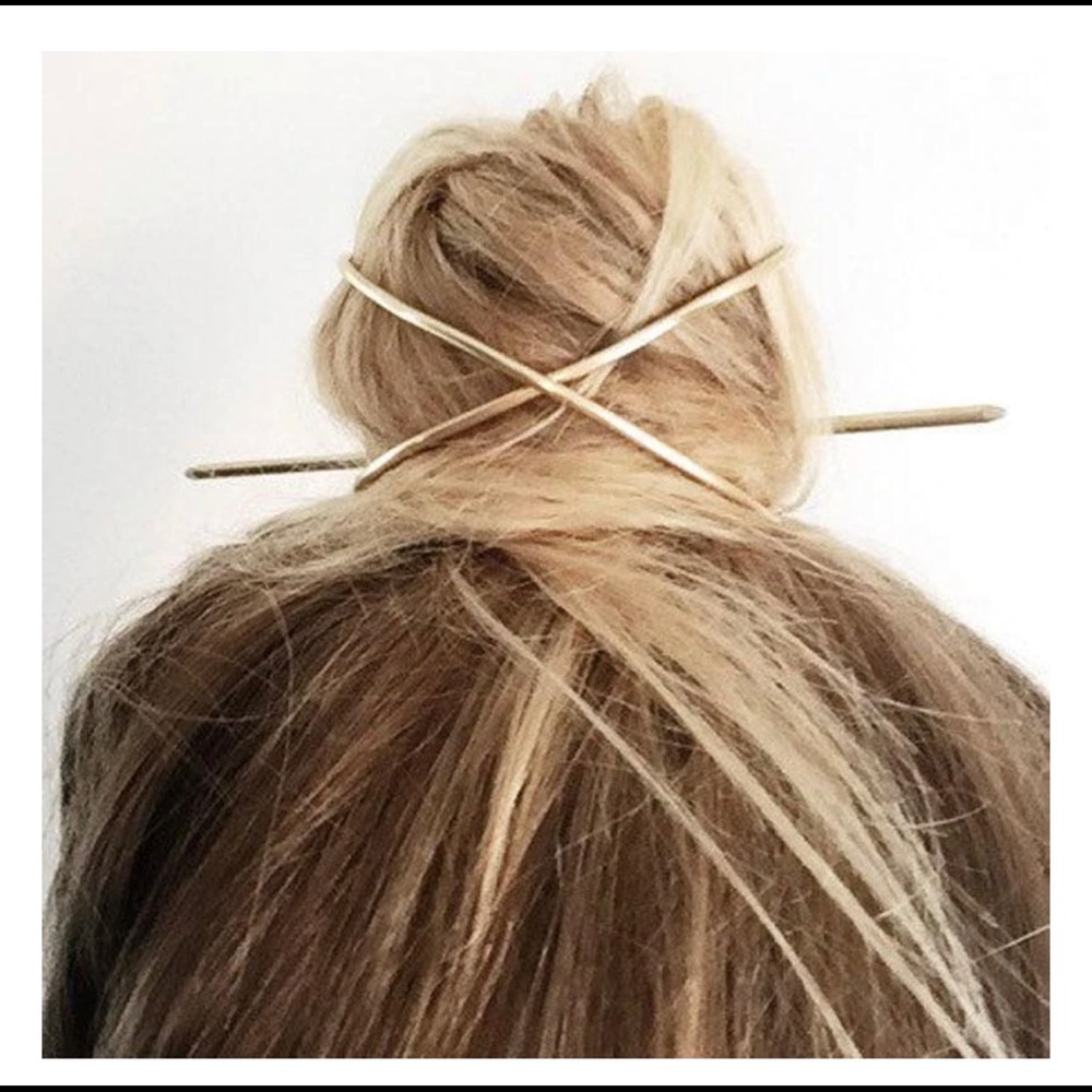 NEW MINIMAL WIRE BUN CUFF WITH HAIR STICK